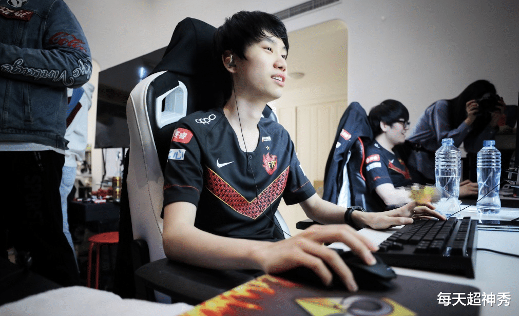 Doinb在切尔西比赛中势不可挡，突破纪录引发热议！的简单介绍