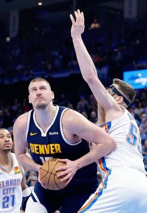 德约科维奇关键节点败北，掘金带队取胜！